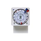 Theben - SUL Analoge schakelklok vr paneelbouw Schaklklok+Sokkel 72X72Mm