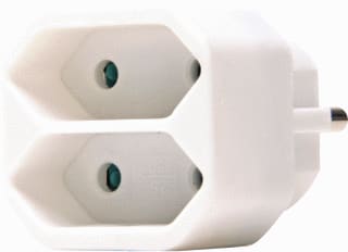 Kopp - Geaarde stekker 2-V Adap Stek(2X 2,5 A)