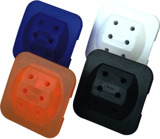 Kopp - Geaarde stekker 3-v adap stek(3x 2,5 a)