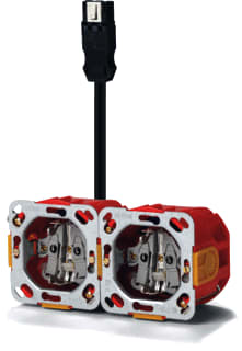 Technische Unie - Hollewanddoos met schakelmateriaal Gira 2V Wcd Midi Bw Att