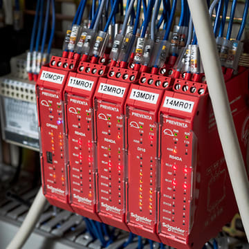 Schneider - Modicon - Slim, efficiënt en veilig produceren
